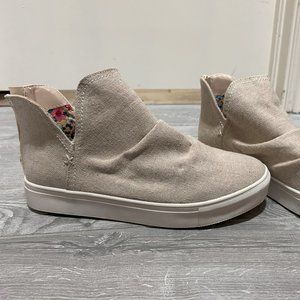 Tan Shoes – Very G Ankle slip on shoe